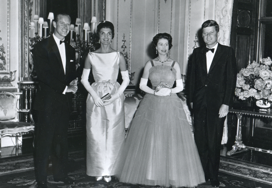 Múltidéző: hogyan került Jackie Kennedy Erzsébet királynő koronázására?