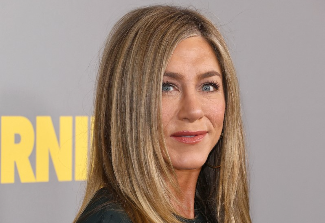 Még Jennifer Aniston, a világhírű sorozatsztár nappalijában sincs tévé – ma már ez az igazi luxus?