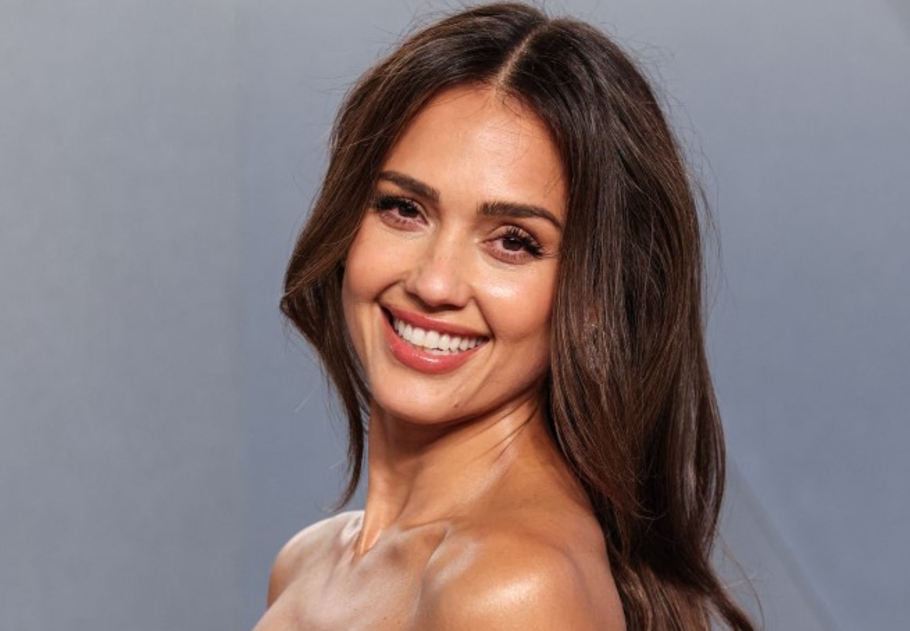 Jessica Alba...