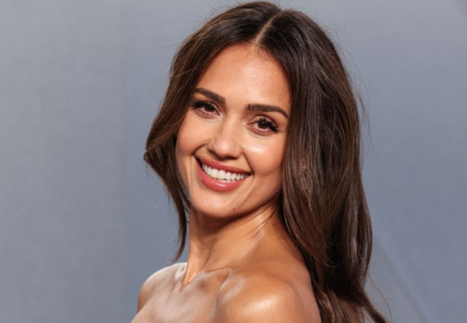 Jessica Alba...