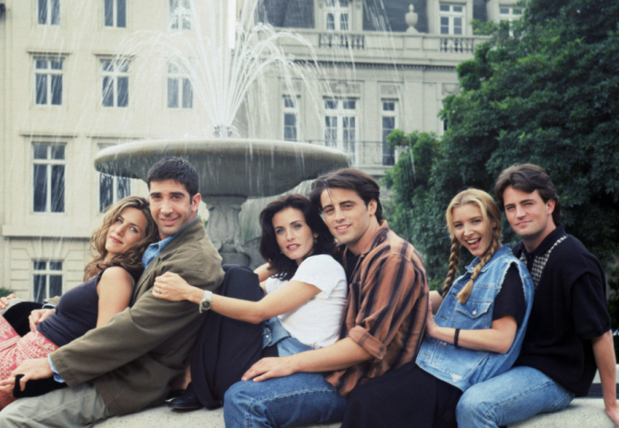 Lisa Kudrow...