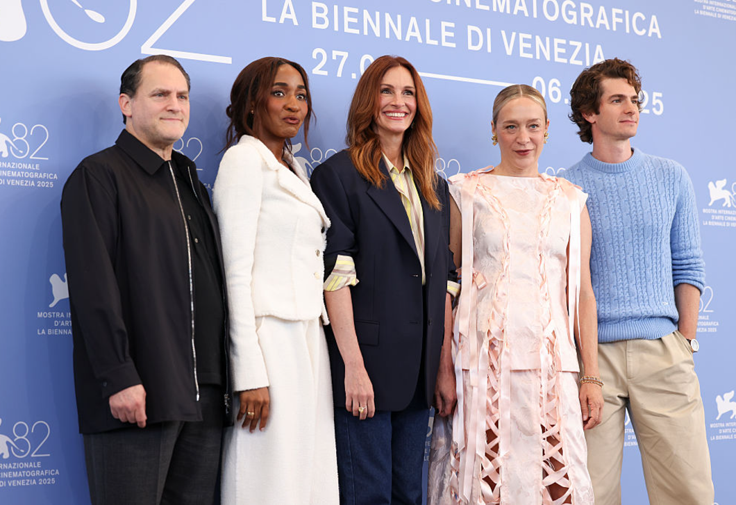 Julia Roberts és Andrew Garfield hátborzongató filmjéről beszél mindenki, Velencében is bemutatták
