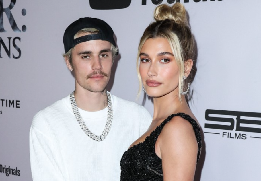 Justin és Hailey Bieber 12 millió dolláros lakása szinte teljesen bézs – mégsem unalmas egyetlen szobája sem, főkép
