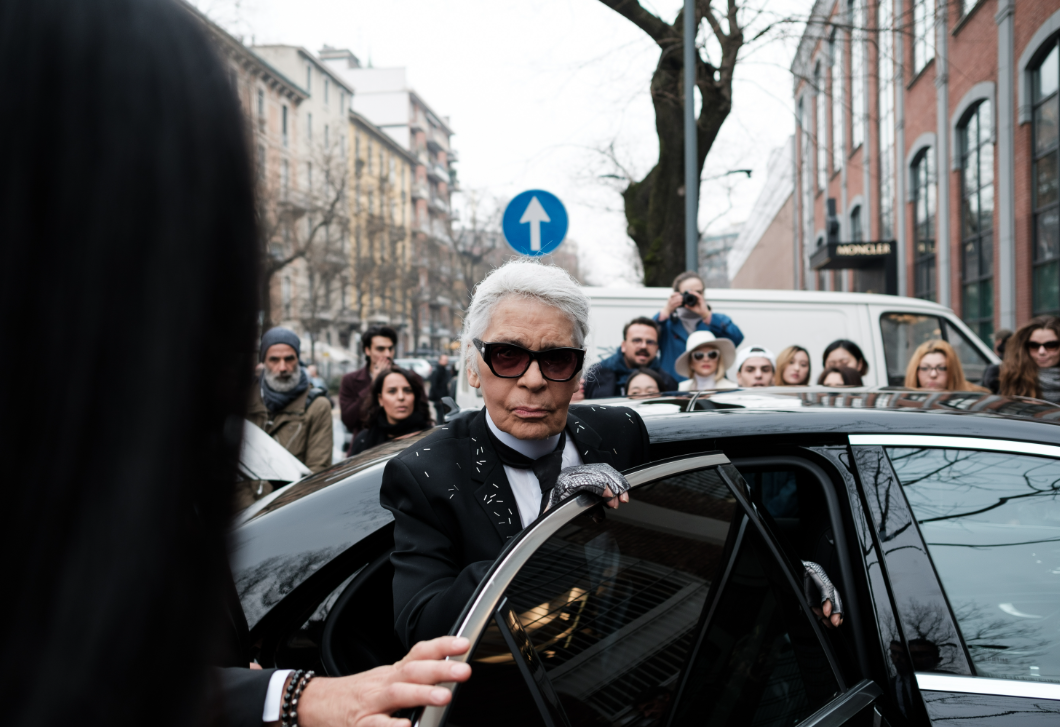 Karl Lagerfeld imádott macskájára hagyta a vagyonát, de van egy kis baj