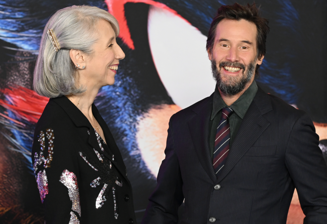 Keanu Reeves párja szerelmes fotókat osztott meg magukról – jó rájuk nézni!