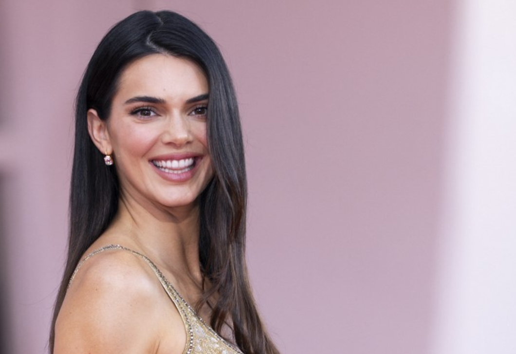 Emeletes ágy hálófülkékből? Kendall Jenner megmutatja, hogy felnőtteknek is működik