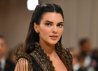 Kendall Jenner erre a népszerű parfümre esküszik, sosem mondana le róla