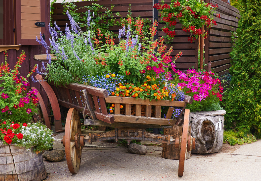 7 virág, amit márciusban ültess ki, ha évekig gyönyörködnél bennük, főkép