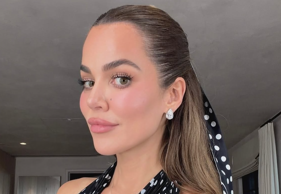 Khloé K...