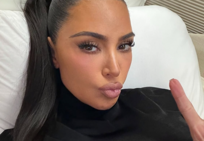 Kim Kardashi...
