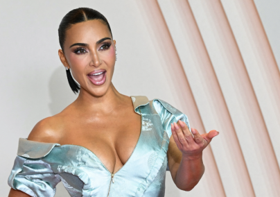 Kim Kardashi...