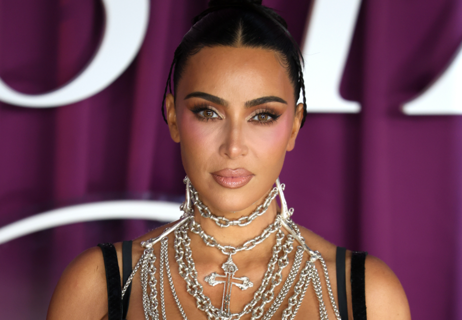 Kim Kardashiannek keresztbe tett a mesterséges intelligencia – nagy bajba került miatta, főkép
