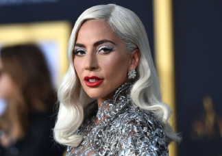 Kiakadtak a rajongók, Lady Gaga felismerhetetlen a legújabb videójában