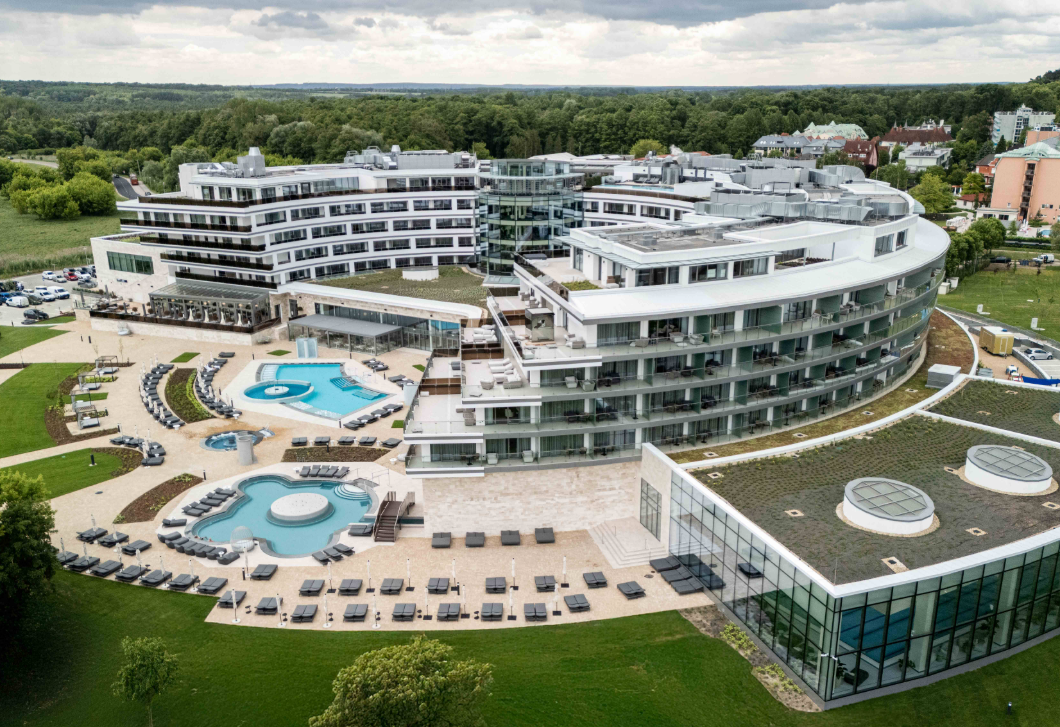 Michelin-ajánlás, nívós díjak és sok-sok elégedett vendég: első szülinapját ünnepli a Le Primore Hotel & Spa