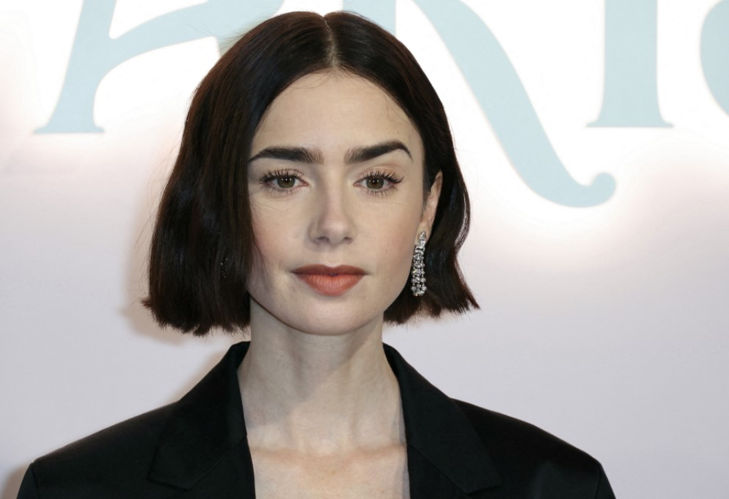 Ezek az Emily Párizsban 4. évadának legjobb outfitjei Lily Collins szerint