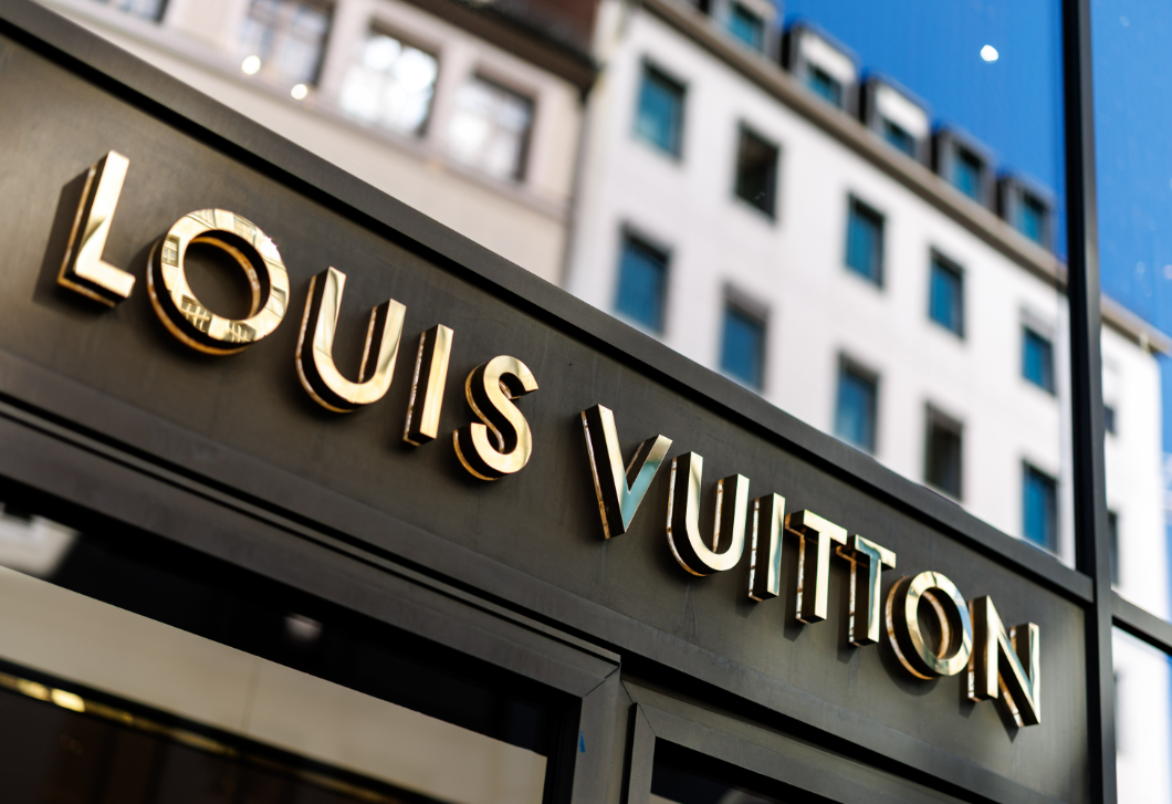 Louis Vuitton-hotelt nyitott Londonban a divatház: így lehet belépni a különleges térbe