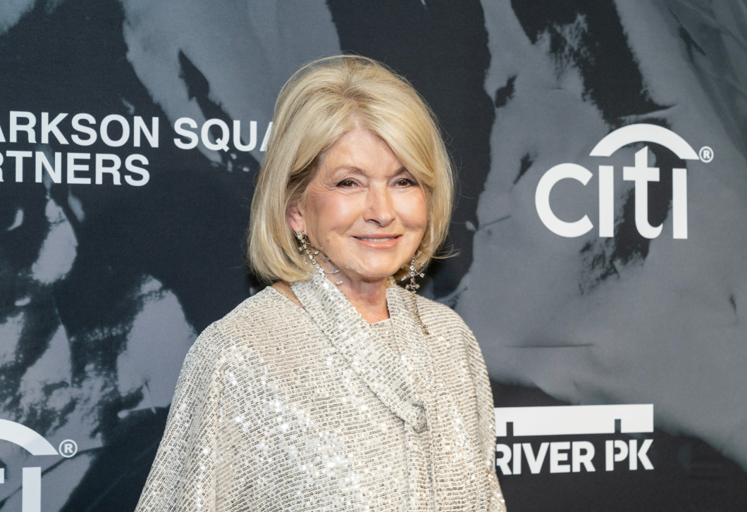 A 84 éves Martha Stewart melegítőszettjét imádják most az emberek, hihetetlenül divatos