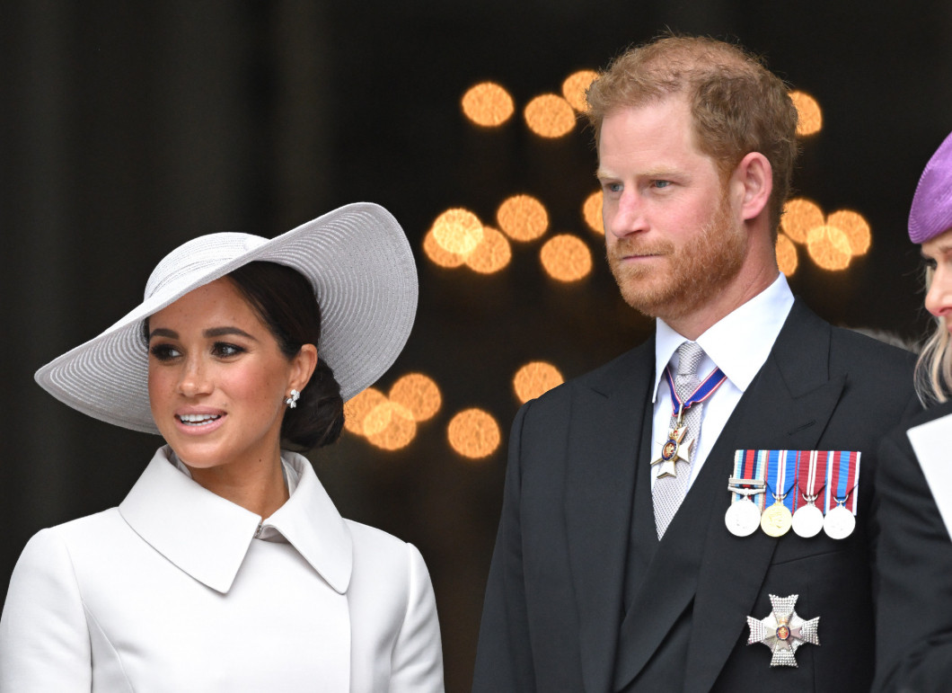 Újabb büntetéssel sújtotta Erzsébet királynő Meghan Markle-t és Harry herceget