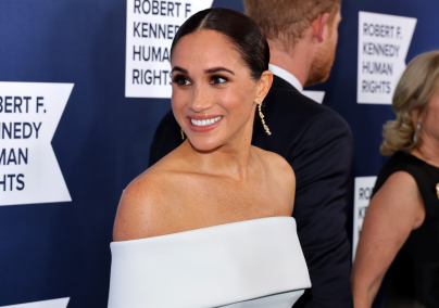 Meghan Markle is erre esküszik: íme a trükk, amivel pillanatok alatt karcsúbbnak tűnsz