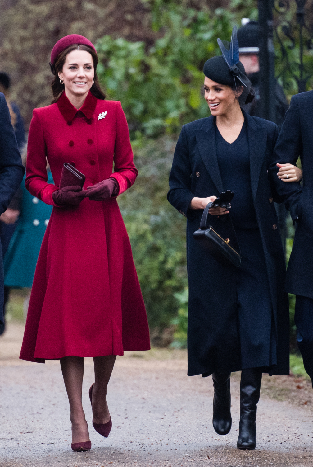 Embertelen öltözködési szabályok szerint él az angol királyi család