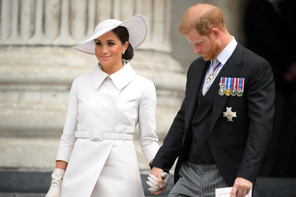 Döbbenetes: folytatódik Meghan Markle pere, amit saját testvére indított ellene