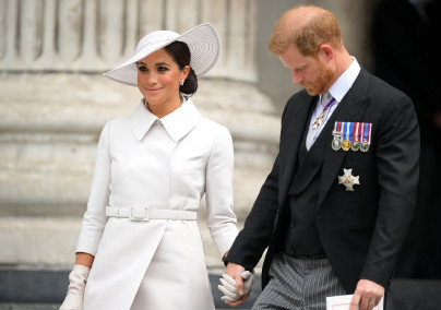 Döbbenetes: folytatódik Meghan Markle pere, amit saját testvére indított ellene