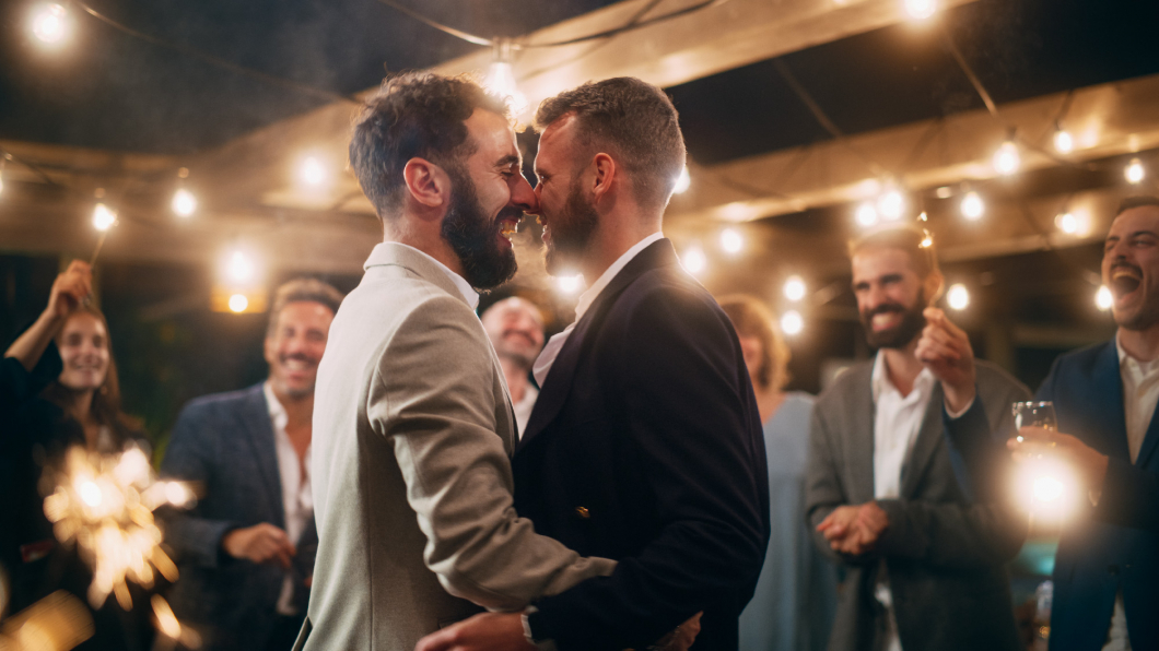 Újabb országban engedélyezték a melegházasságot