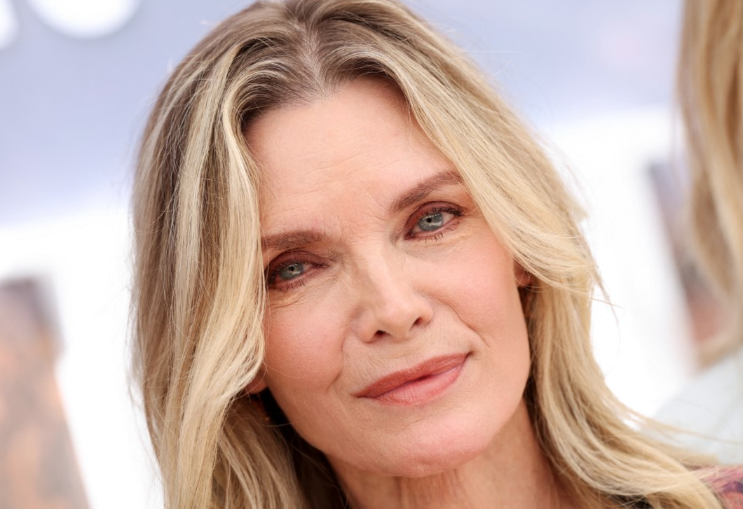 A lambéria újra elegáns – Michelle Pfeiffer gyönyörű faháza a bizonyíték