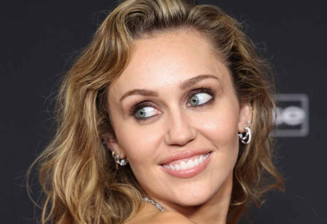 A legtöbb konyhából ez hiányzik – Miley Cyrus lámpái megmutatják, miért rontják el sokan a világítást