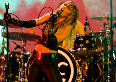 Miley Cyrus kis híján elvesztette a hangját – és nem az ő az egyetlen