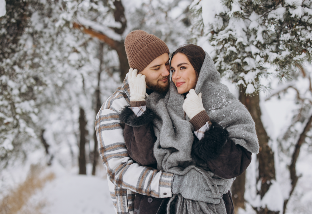 Nagy szerelmi horoszkóp az év végére: a csillagjegyeket el fogja találni Ámor nyila