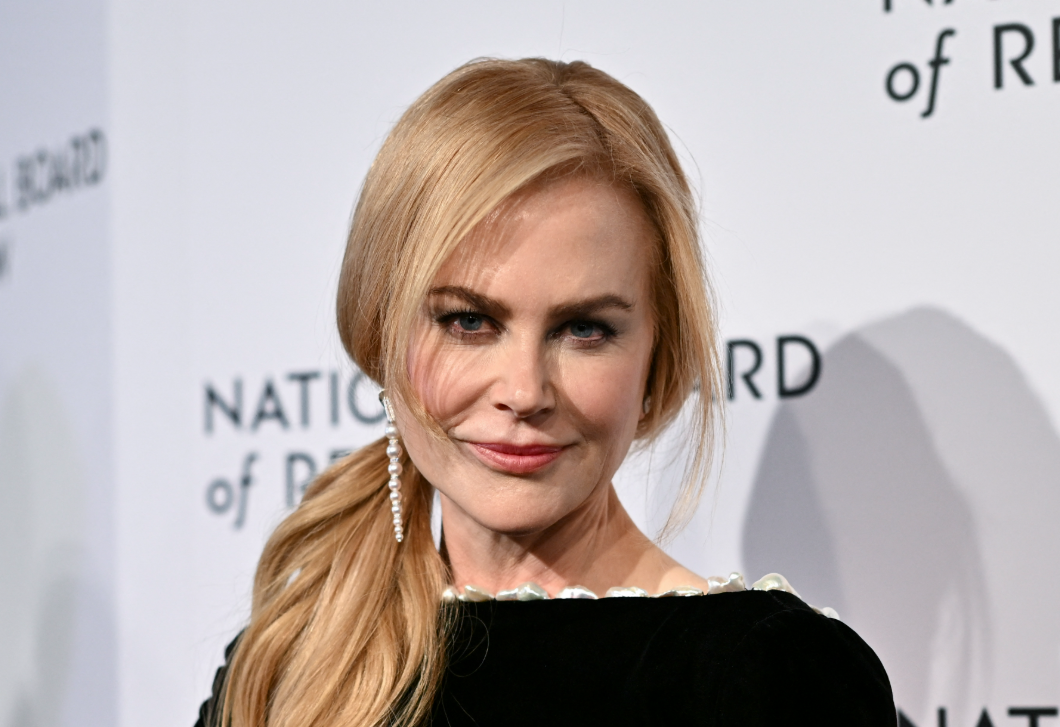 Nicole Kidman rózsaszín pizsamájáról beszél most mindenki: mutatjuk, hogyan ünnepelte a szingliségét