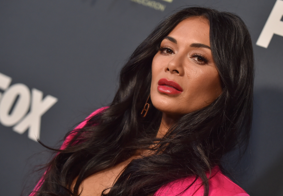 Zseniális! Nicole Scherzinger újra menővé tette ezt a lakberendezési anyagot, főkép
