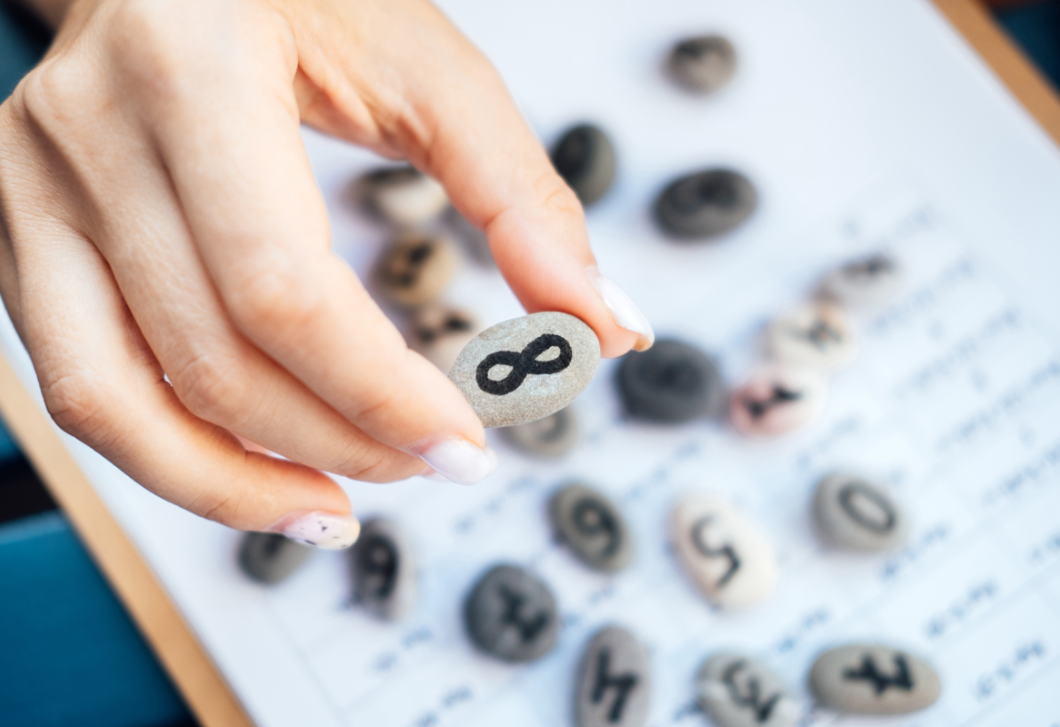 Az új évben a feje tetejére áll minden – a numerológusok egy belső változásra figyelmeztetnek, amire talán még nem állsz készen