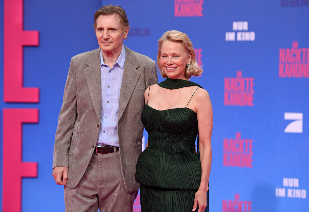 Szakított Pamela Anderson és Liam Neeson