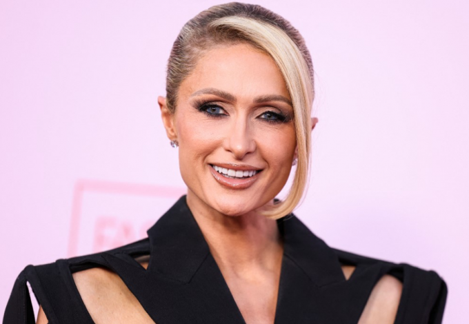 Paris Hilton szobájában most bárki megszállhat, plafontól a padlóig rózsaszín