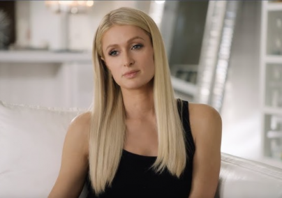 Könnyfakasztó videót osztott meg Paris Hilton a porrá égett malibui otthonáról