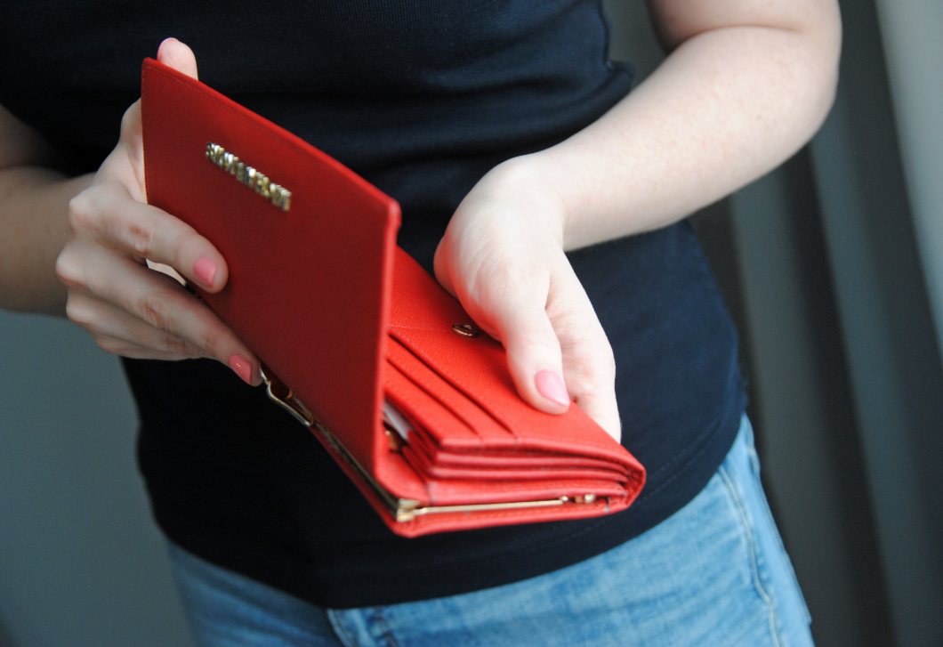 5 dolog, amit jobb, ha minél előbb kidobsz a pénztárcádból – bajt csinálsz, ha nem teszed