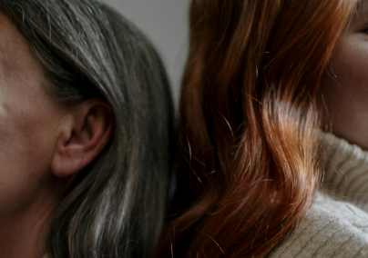 Anti-aging a hajápolásban: szakértők mondják el, mire van valóban szüksége a hajadnak (x)
