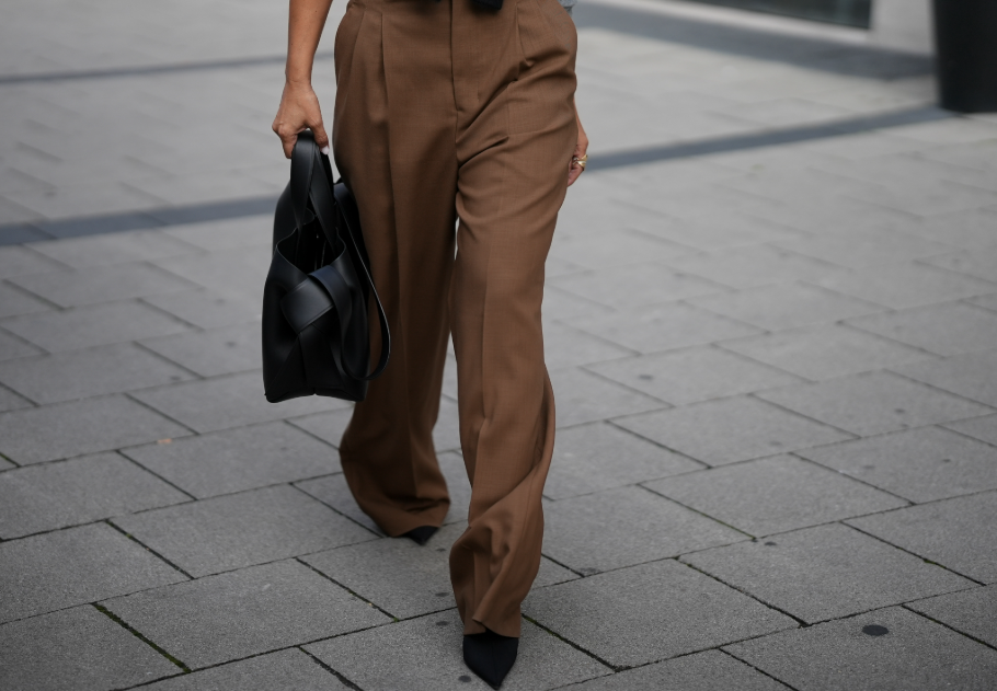 Ez a nadrág sosem megy ki a divatból – télen is tökéletes, főkép