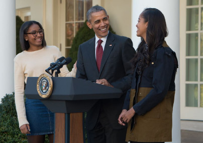 Barack Obama elárulta, milyen fontos dolgot tanított a lányainak