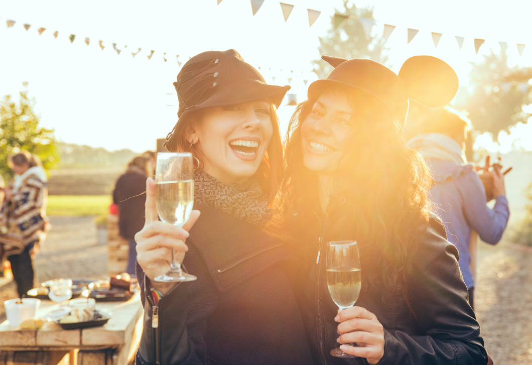 Koncert, pezsgőzés, dizájn vásár  – hova mennél hétvégén?