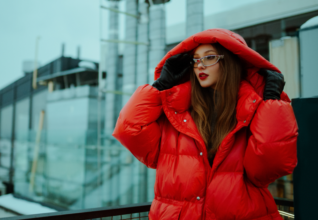 Így viselheted stílusosan a legmelegebb pufidzsekit is