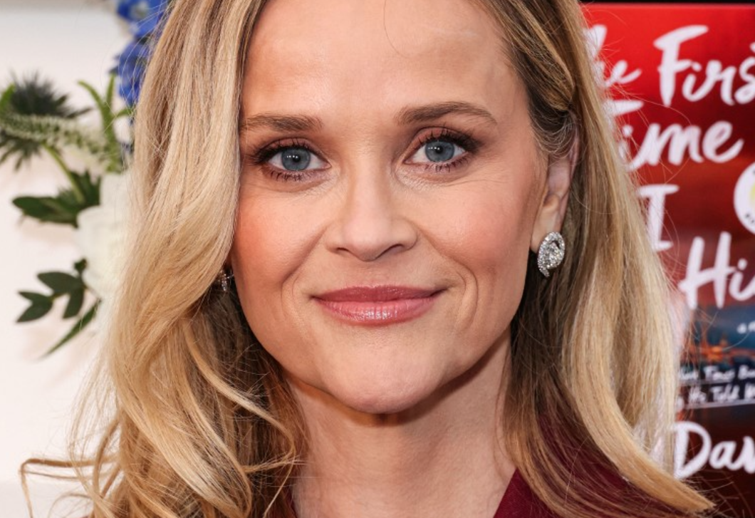 Reese Witherspoon verandája megmutatja: a klasszikus stílus még mindig verhetetlen