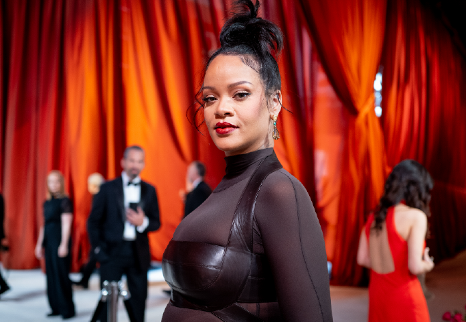 Rihanna világra hozta a második gyermekét, itt vannak a részletek