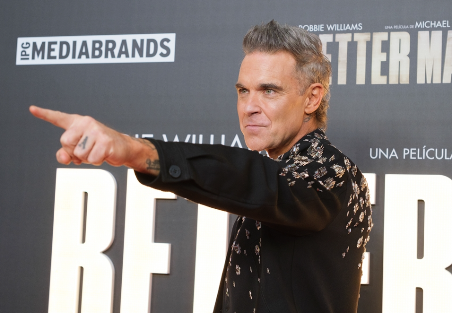 Szigorú apuka: ezt tiltja a gyerekeinek Robbie Williams, főkép
