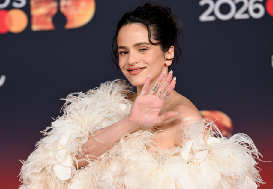 Magabiztos és szexi: Rosalíával dübörög a Calvin Klein új kampánya, főkép