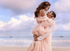 2024 legmenőbb esküvői trendje a rózsaszín menyasszonyi ruha
