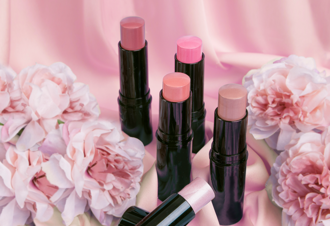 A semleges rúzsok már a múlté, ezek a színek tarolnak idén tavasszal