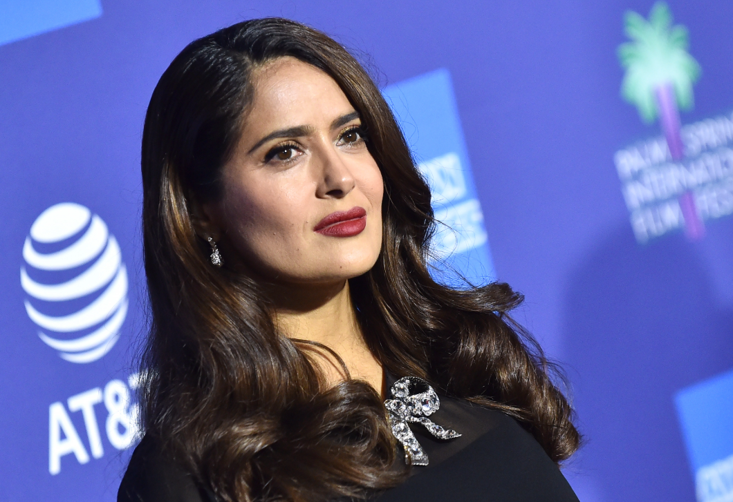 Salma Hayek lánya Londonban mutatta meg, milyen elegáns lett a stílusa